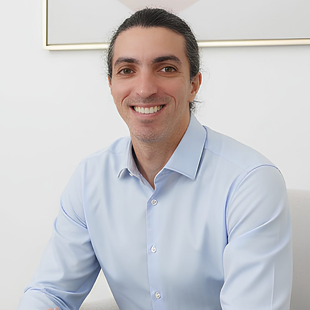 Retrato editorial de Dr. Ricardo Ferreira, Psicólogo · neuropsicologia