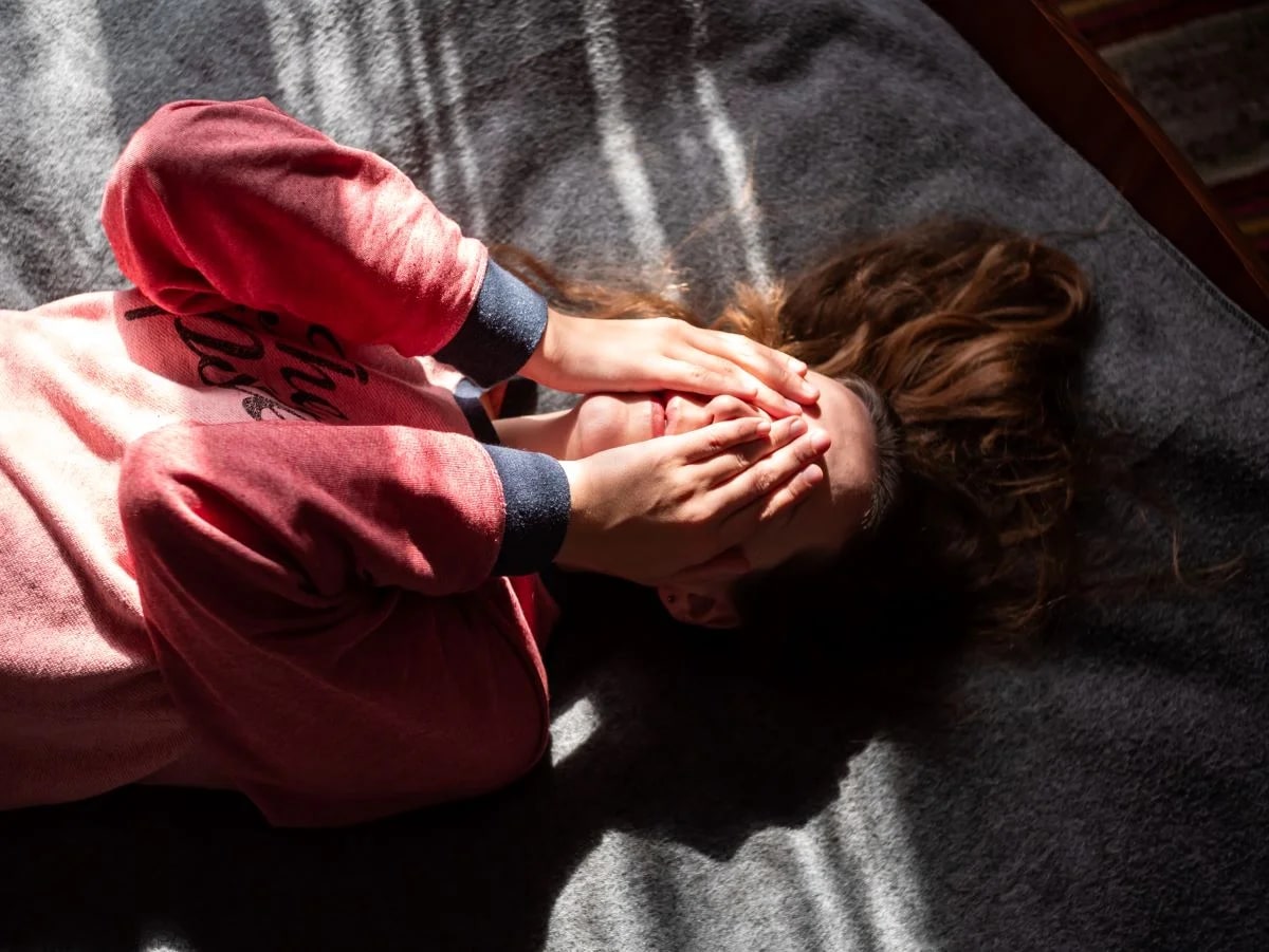 Sessão de terapia EMDR para tratamento de transtorno de estresse pós-traumático em consultório